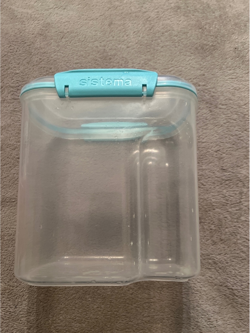 Sistema Plastic Food Storage Container with Blue Lid - 81 oz